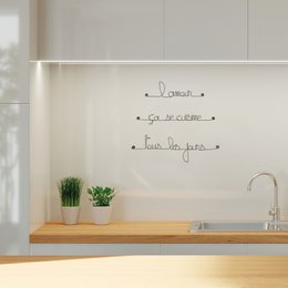 Draadwanddecoratie - "Liefde wordt elke dag gekookt" - Valentijnsdag / Moederdagcadeau