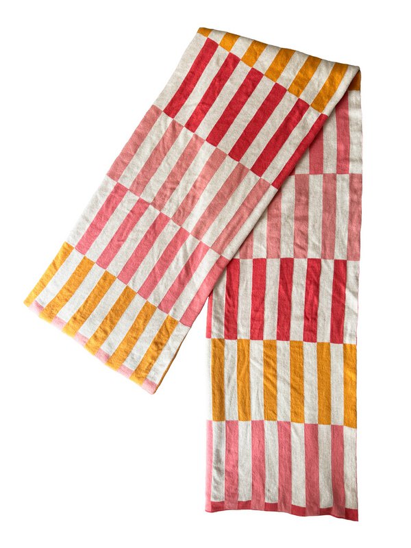 Mojo Pink Jacquard Throw – Blødt børstet bomuld