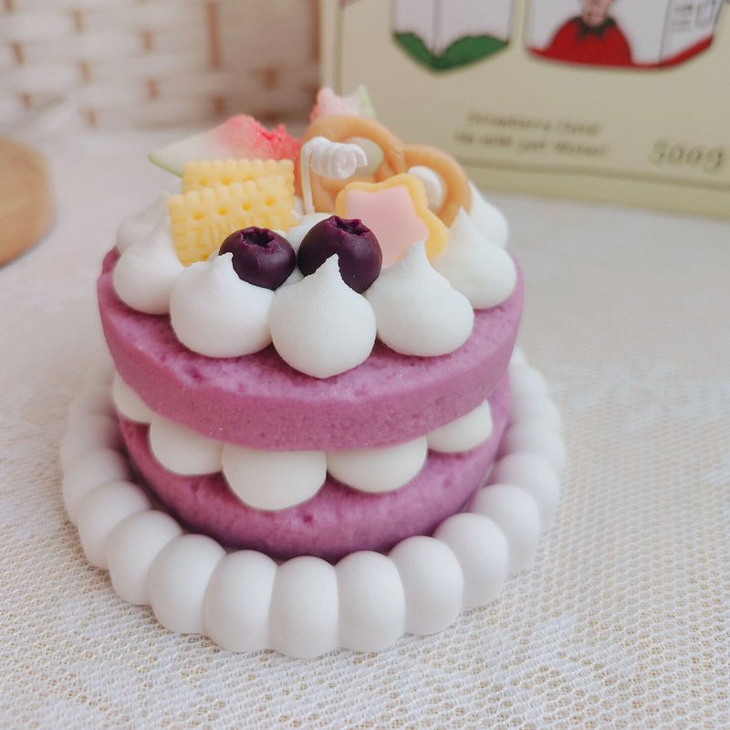 Enchanted Cake Candle