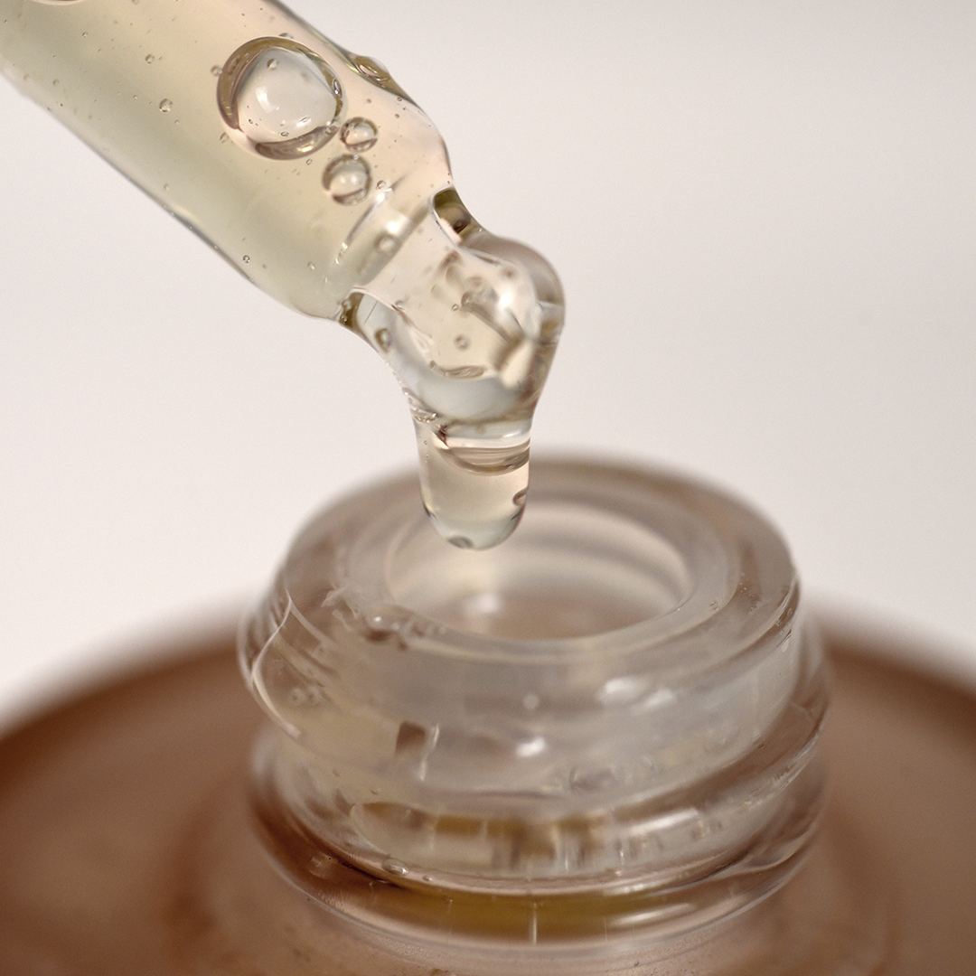 Anti-aging serum met hyaluronzuur en peptiden