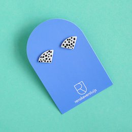 dots