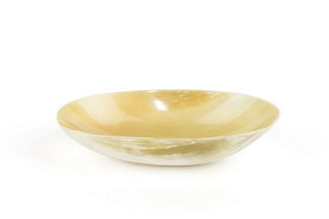 Oval cup in blond horn