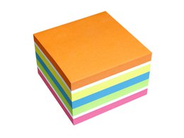 Info-Notizen 75x75mm Würfel 450 Blätter, 6 Farben mischen, FSC, Loch zum Aufhängen.