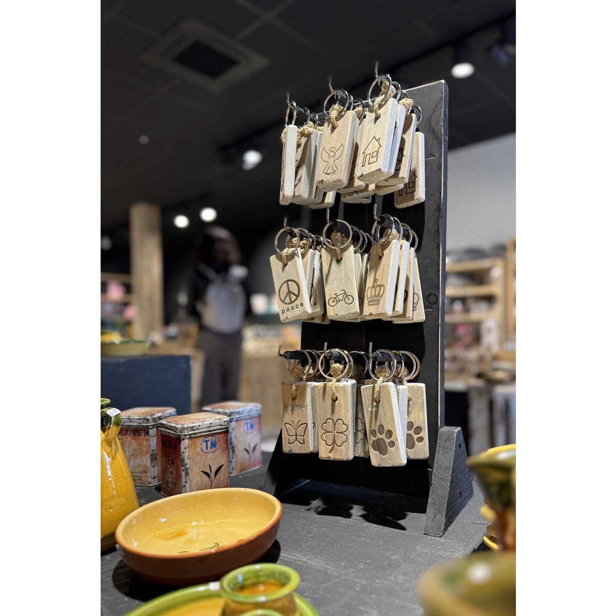 shop int black berlin display stick 9