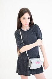 Shoulder bag - Cherry iridescent Cherry