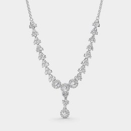 Collier en argent avec zircons blancs