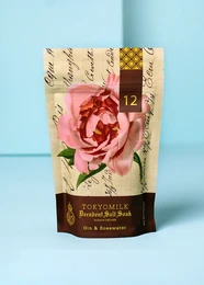 Tokyomilk Gin e Rosewater Salt Soak
