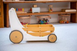 Kinderfeets 2-in-1 wooden storage cart & walker - White