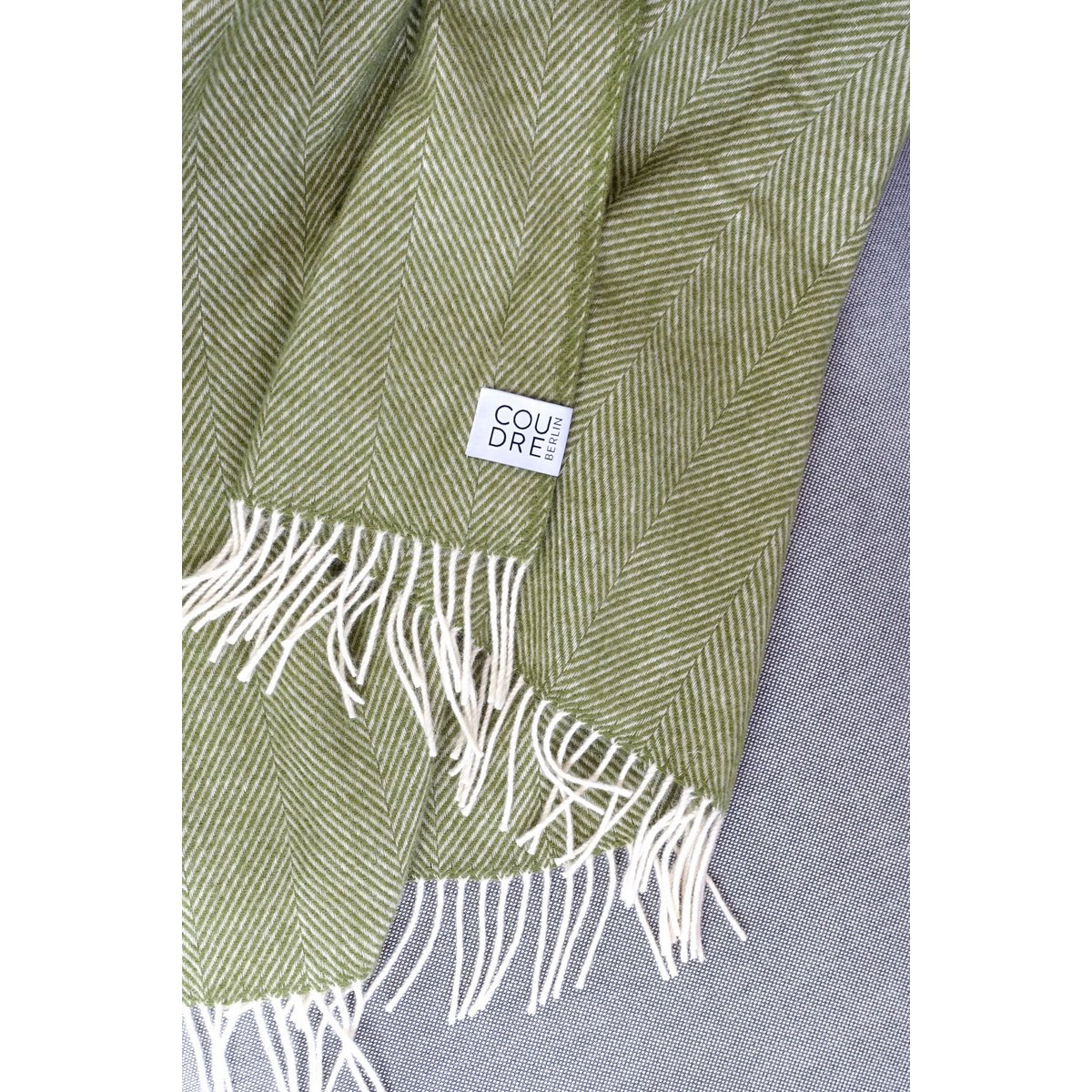Wool blanket / cuddly blanket herringbone moss
