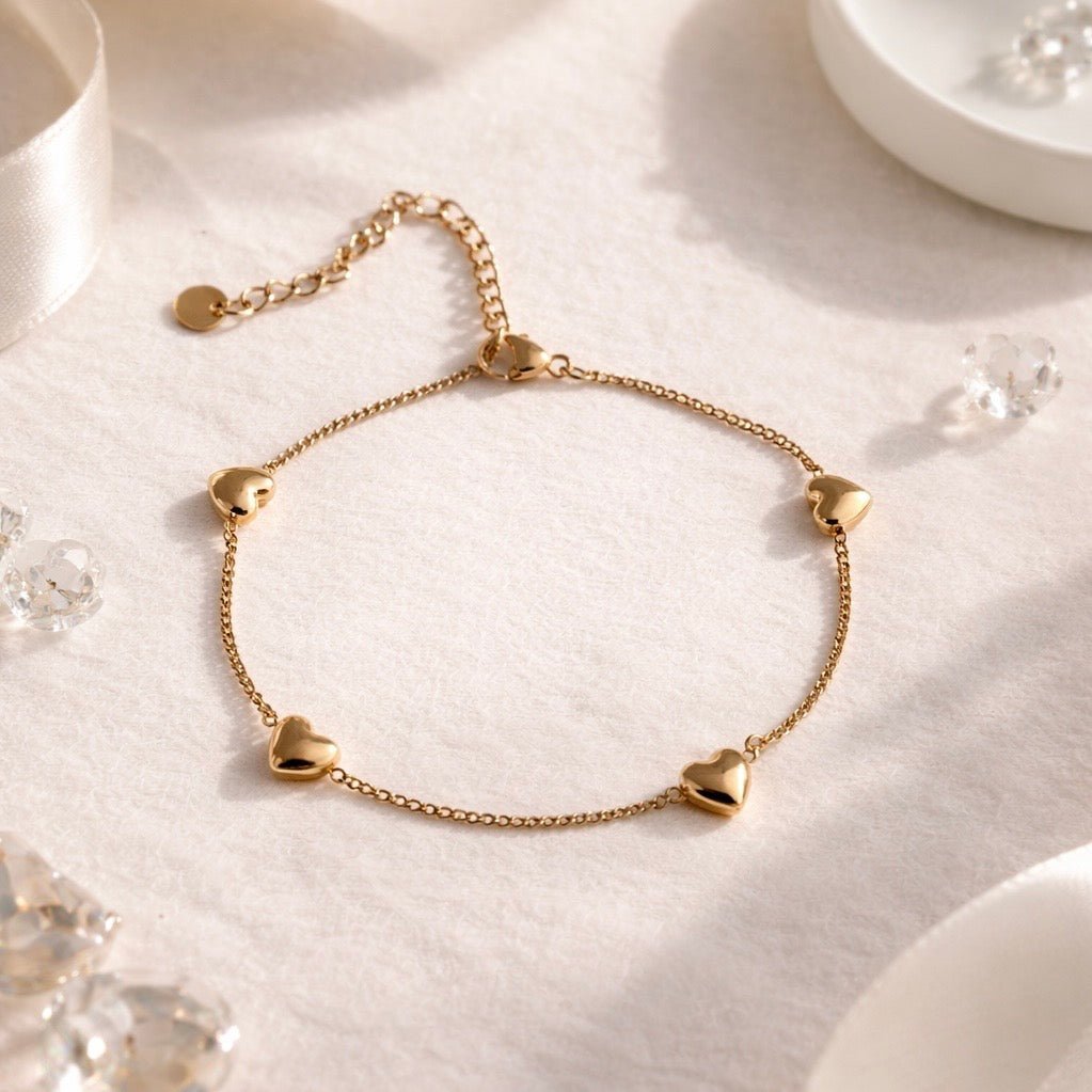 Goldene Krawatten - Armband mit Herzen