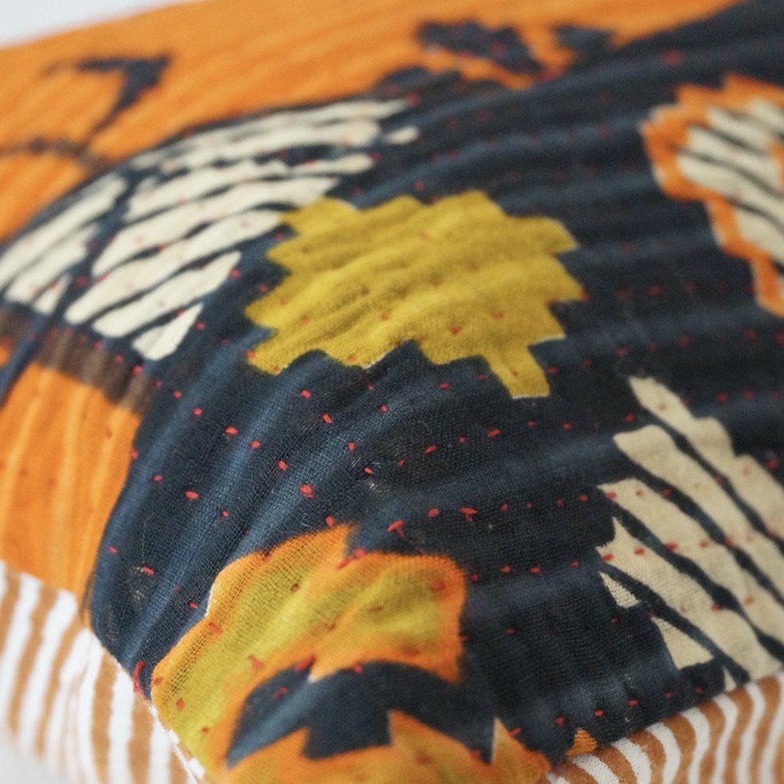 Coussin rectangle en Kantha N°29 