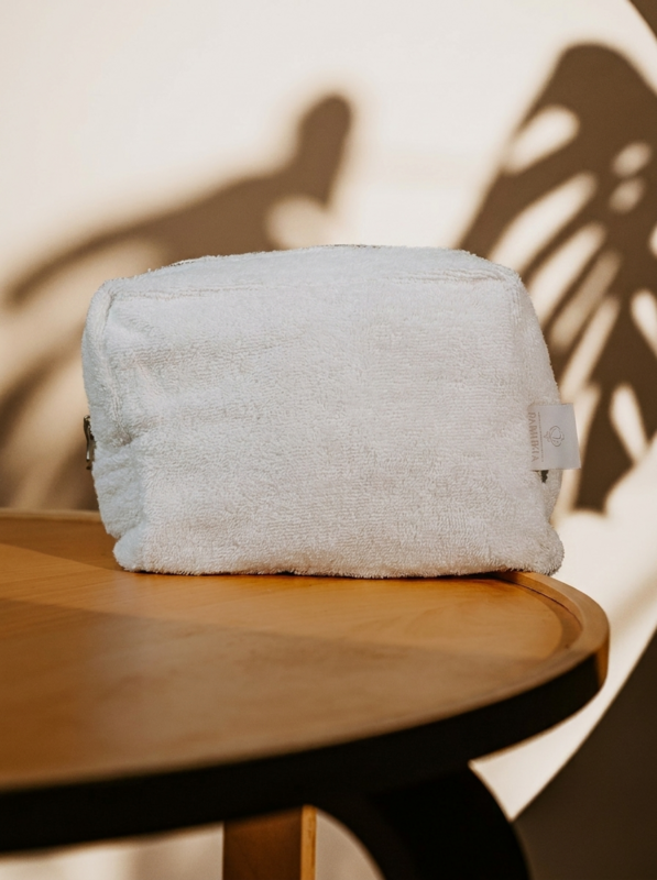 Pamukia GOTS Organic Cotton Terry Toiletry Bag 15 × 25 cm | Essence Collection