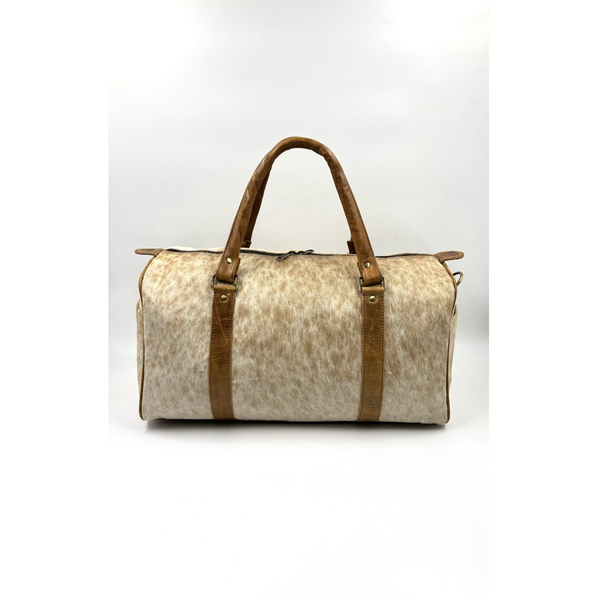 Handmade Leather & Natural Fur Travel Bag – Artisan 46cm “Apex” Duffle & Unique Unisex Weekender