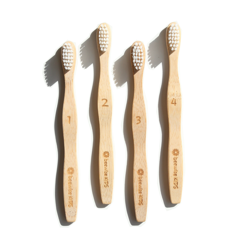 Cepillo de dientes de bambú para niños