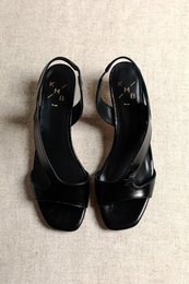 JULIET BLACK – Sandale mit Slingback-Absatz