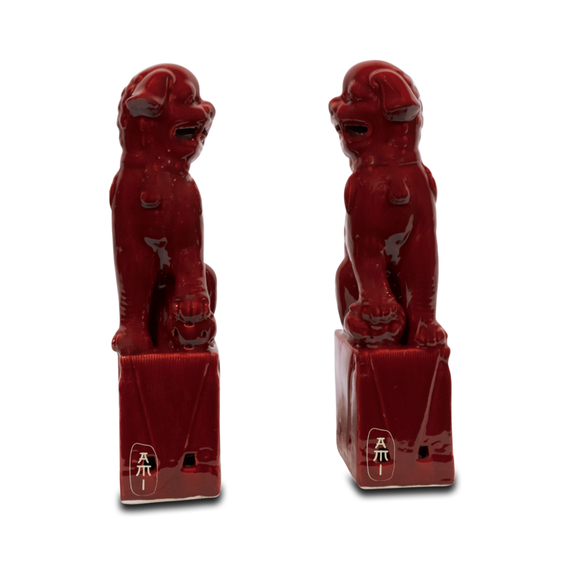 Red fu dog set