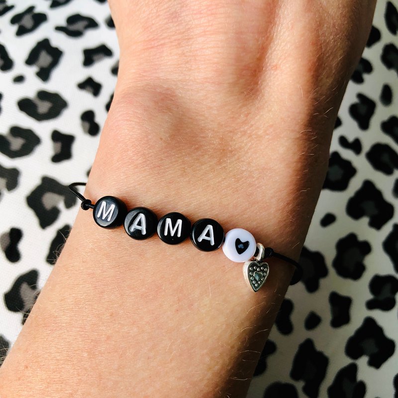 Bracelet Mama Black and white with charm
