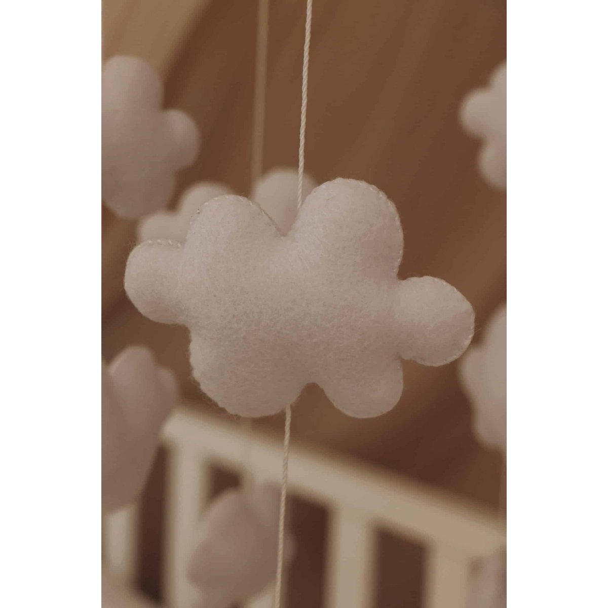Handgemaakte Wolken Muziekmobiel - Boxmobiel - Baby mobile - mobile wickeltisch