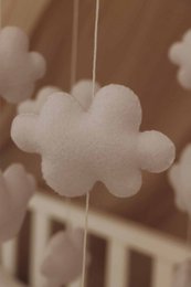 Handgemaakte Wolken Muziekmobiel - Boxmobiel - Baby mobile - mobile wickeltisch