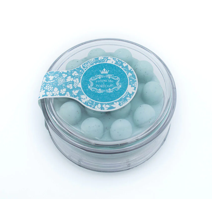 Essensias Body Scrub - massage soap, Violets with grape seeds