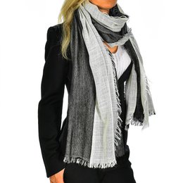 Florence Artegiani. Two-tone scarf scarf with double flap, modal and wool. Made in Italy.