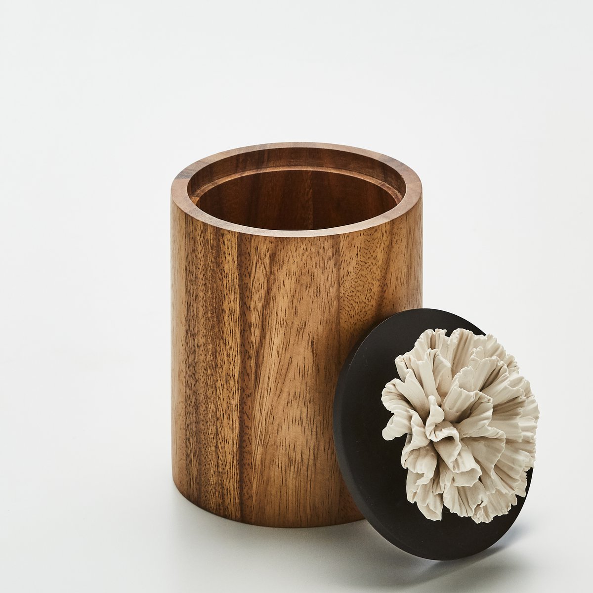 Æske af træ og porcelæn - CYLA-L