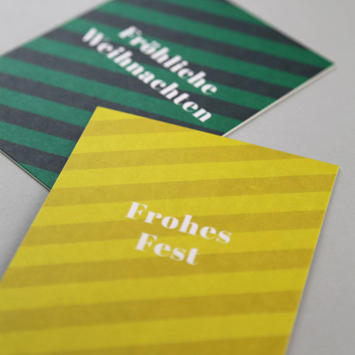 Postkarte Holzschliff Weihnachten Streifen Cloe Gelb