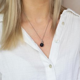 Blue Sand Embrace Necklace Silver