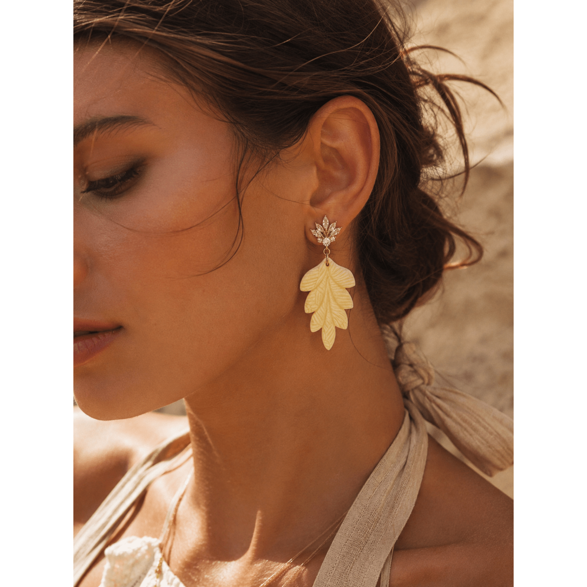 Liria - Leaf statement oorbellen