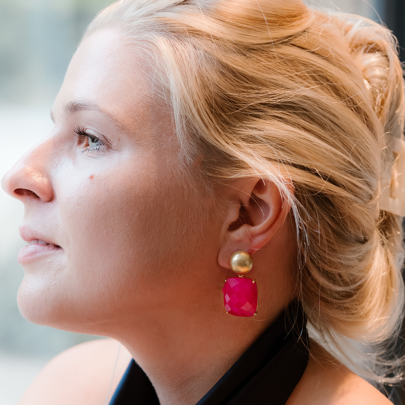 Erklæring øreringe Claire Chalcedone