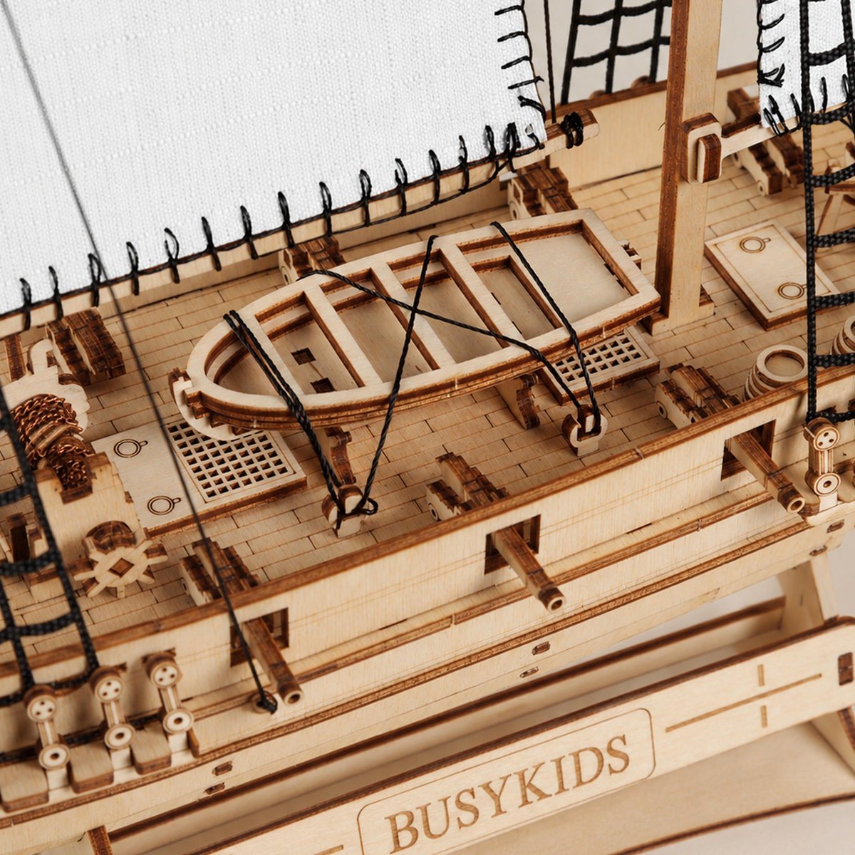 Schoner aus Holz zum Bauen Pilger – 3D-Holzpuzzle 292 Teile, Schiffsmodell mit Segeln und Takelage, Modellbausatz ab 12 Jahren