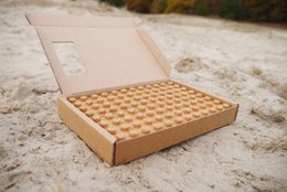 Ai giocattoli ecologici di Jungle Bricks realizzati in sughero