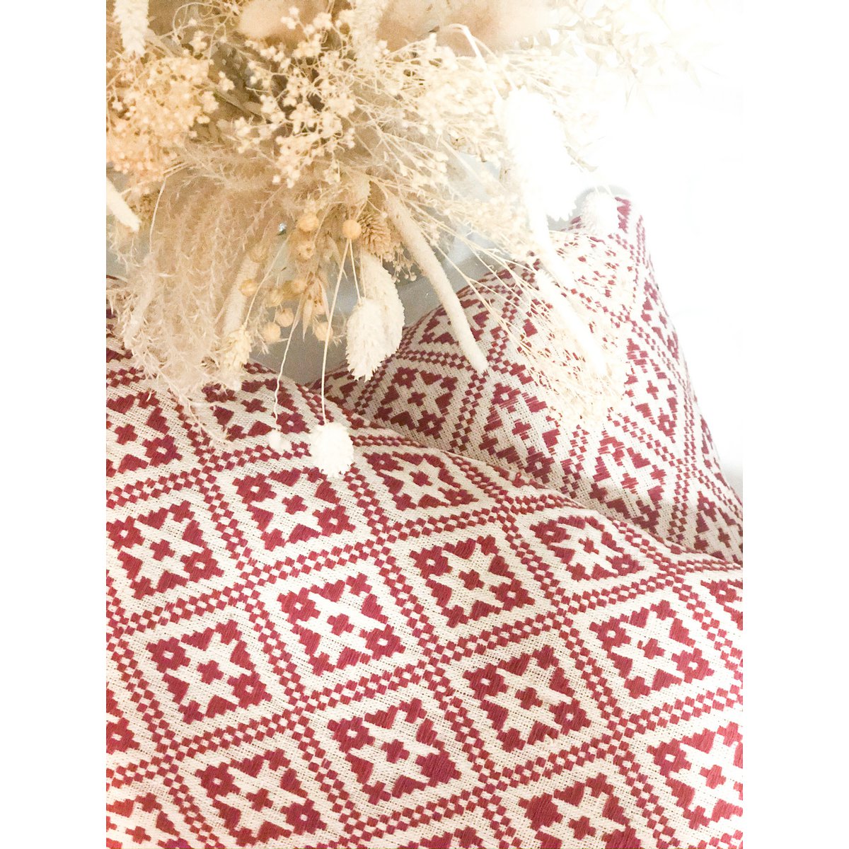 Funda Cojín Decorativo Dokmai Rojo