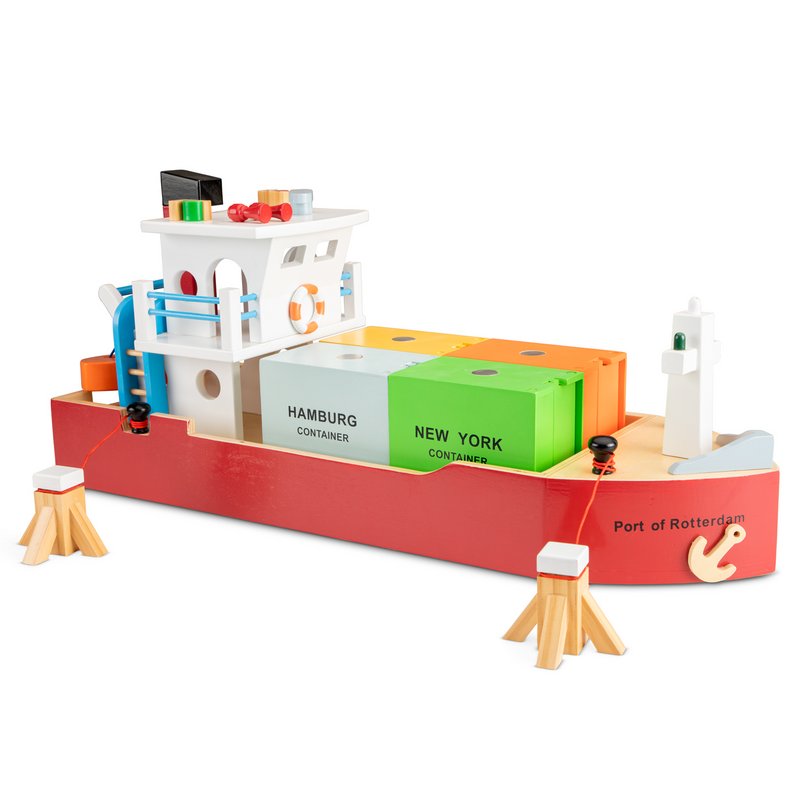 Container boat with 4 containers