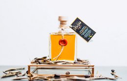 L'Oro Verde Di Puglia - Olio D'Oliva Aglio - Prima Spremitura - Dall'Italia - 250ML - Extra Vergine - Qualità Superiore