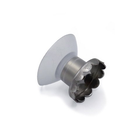 Magnetic soap dish