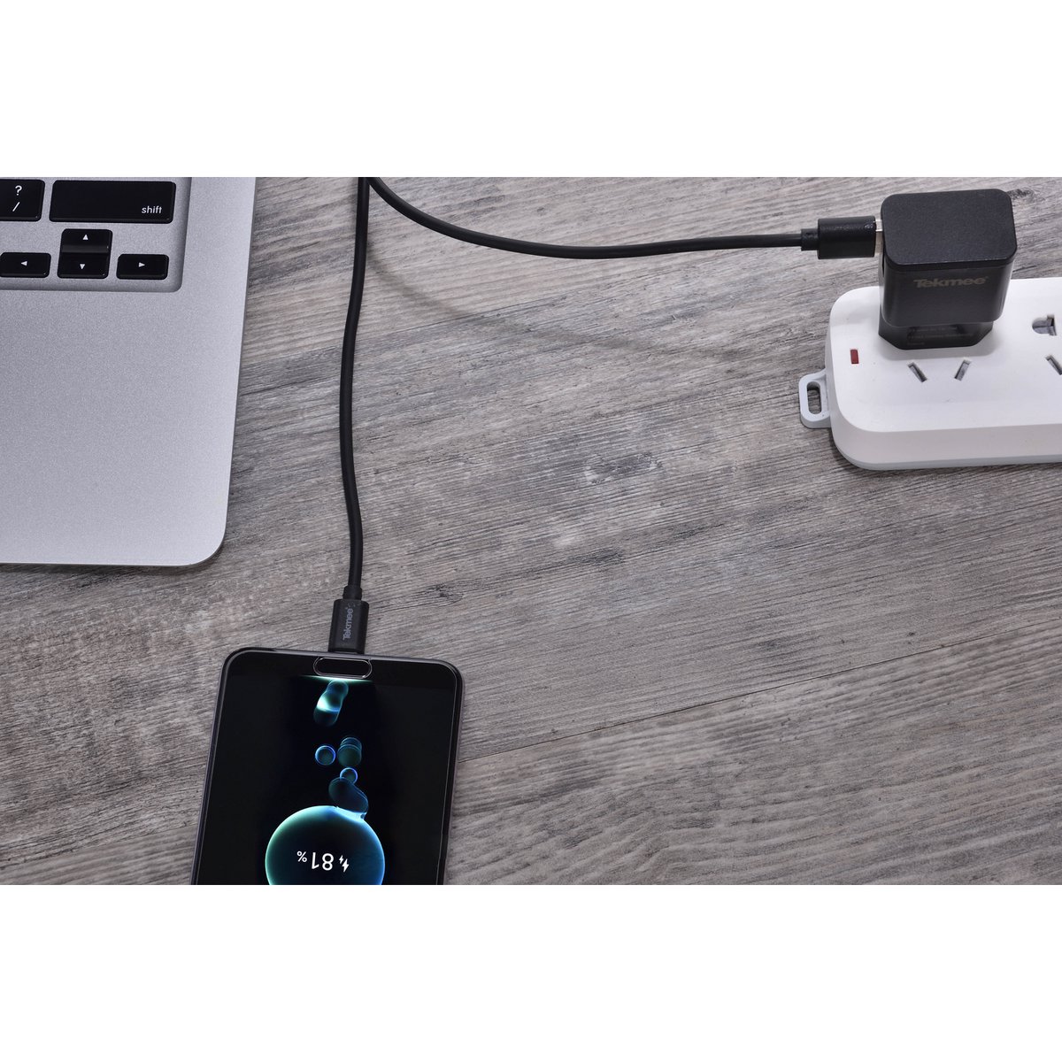 Schwarzes Ladegerät 3 Meter TYPE-C / USB