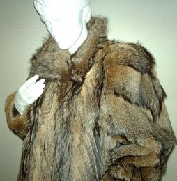 bellissime giacche lunghe in volpe grigia, assolutamente CHIC e CLASSY