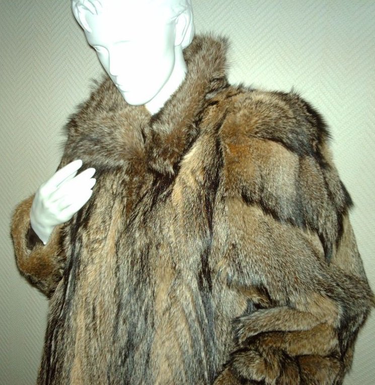 bellissime giacche lunghe in volpe grigia, assolutamente CHIC e CLASSY