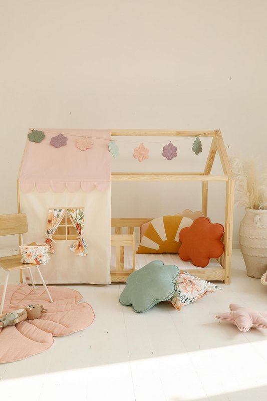 Canopy over bed in the shape of a house "Pink", baby crib house, Decoration for boys's room, personalized baby houses baldachin