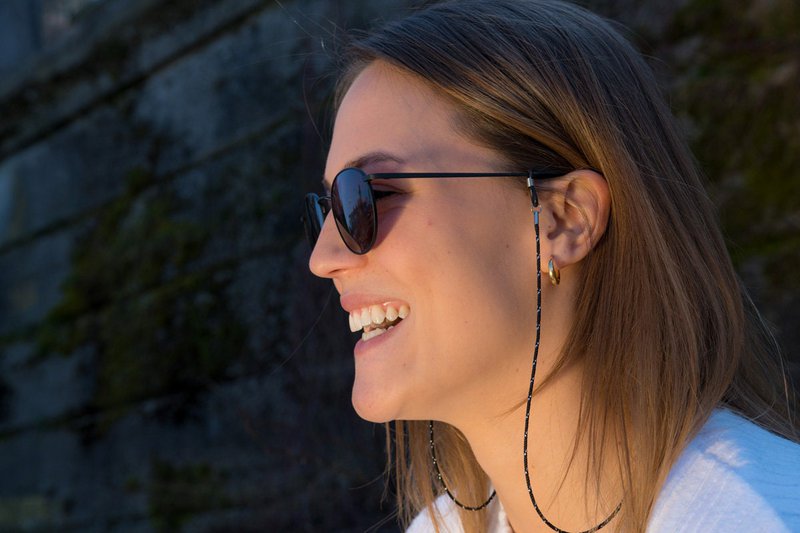 Handgefertigtes Brillenband ONNYX