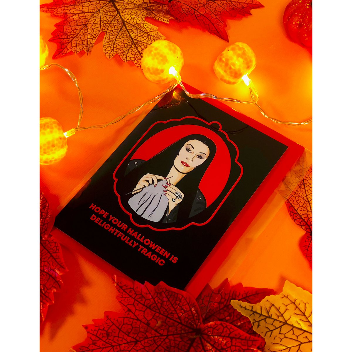 Tarjeta de Halloween deliciosamente trágica