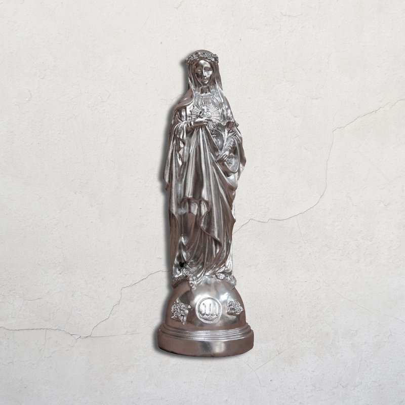 Statuette Mary with flowers