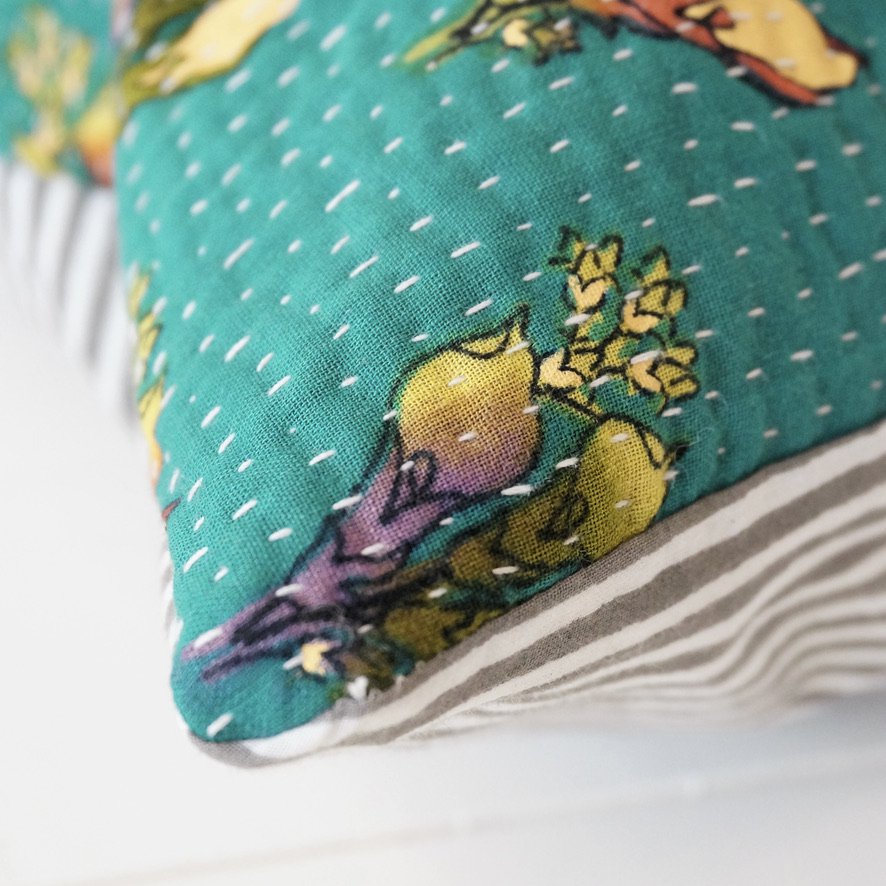 Cuscino quadrato in Kantha N°4