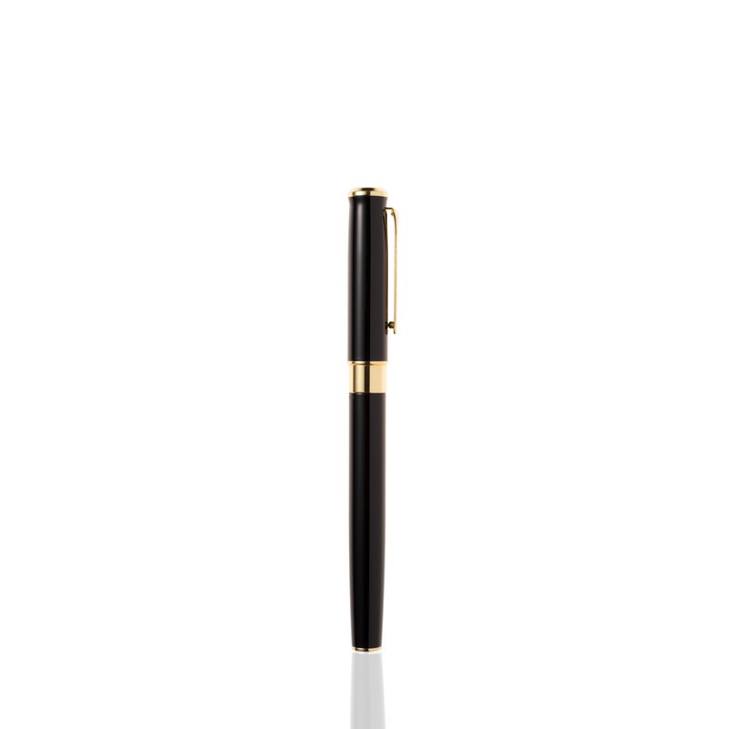 The Love Gel Pen 847 Black