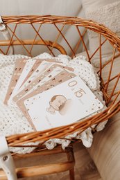 Breastfeeding step cards for kids, featuring illustrated cards with step-by-step instructions for breastfeeding techniques.