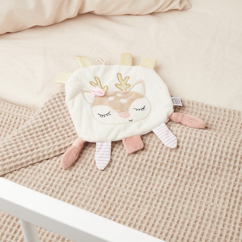 Knitrende hjorte Ella