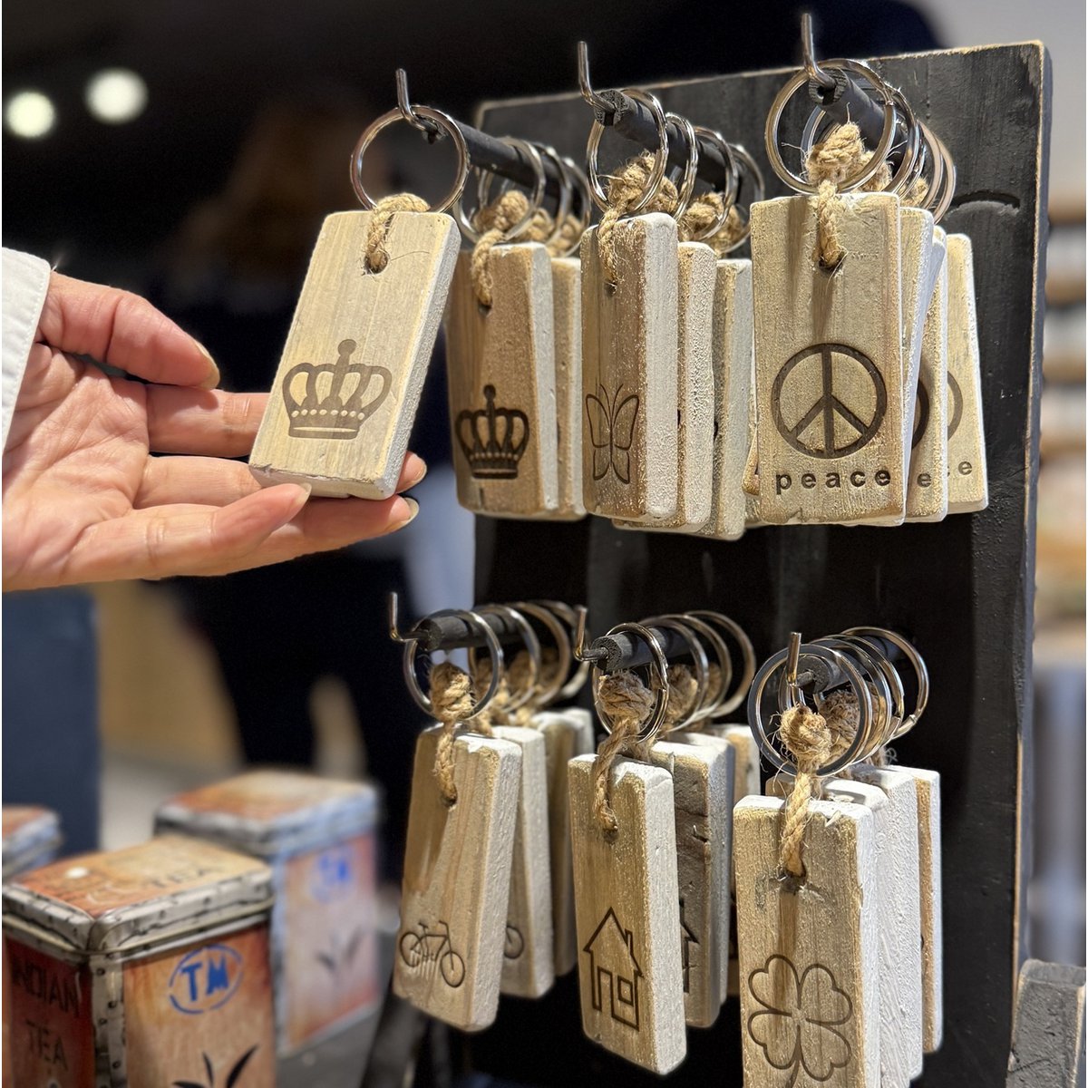 shop int black berlin display stick 6