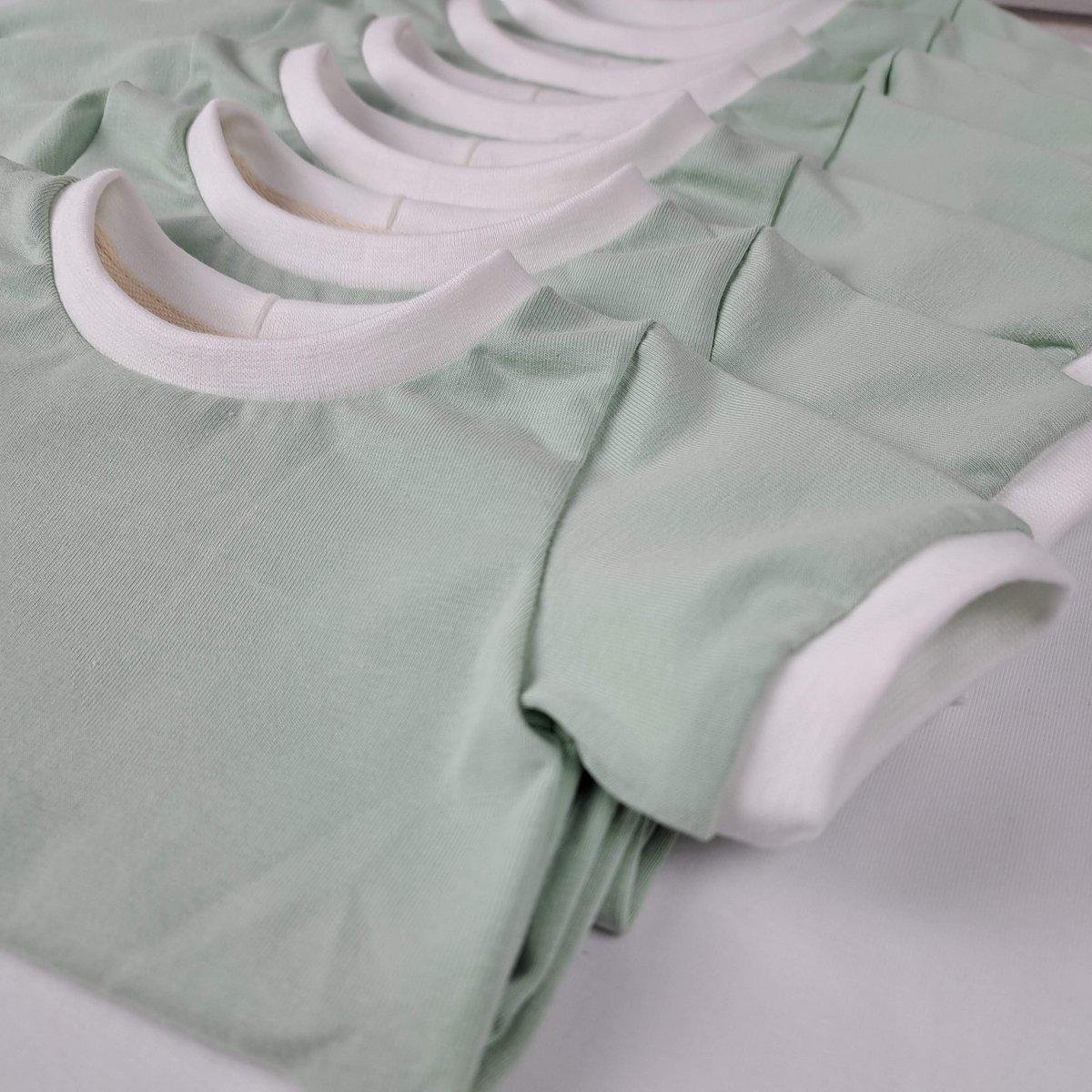 JF | playera con cuello vuelto relajada