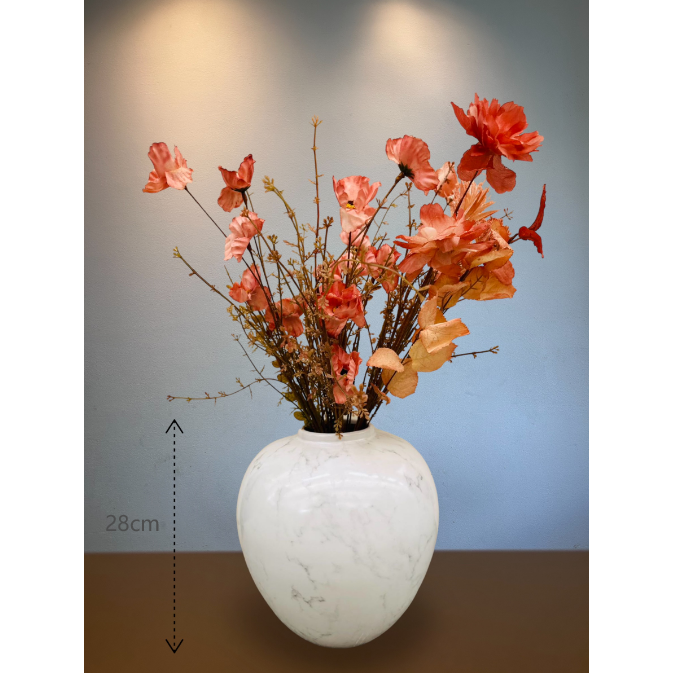 Fleurs en soie avec pot de gingembre en porcelaine américaine du milieu du 20e siècle Big H*28W*25